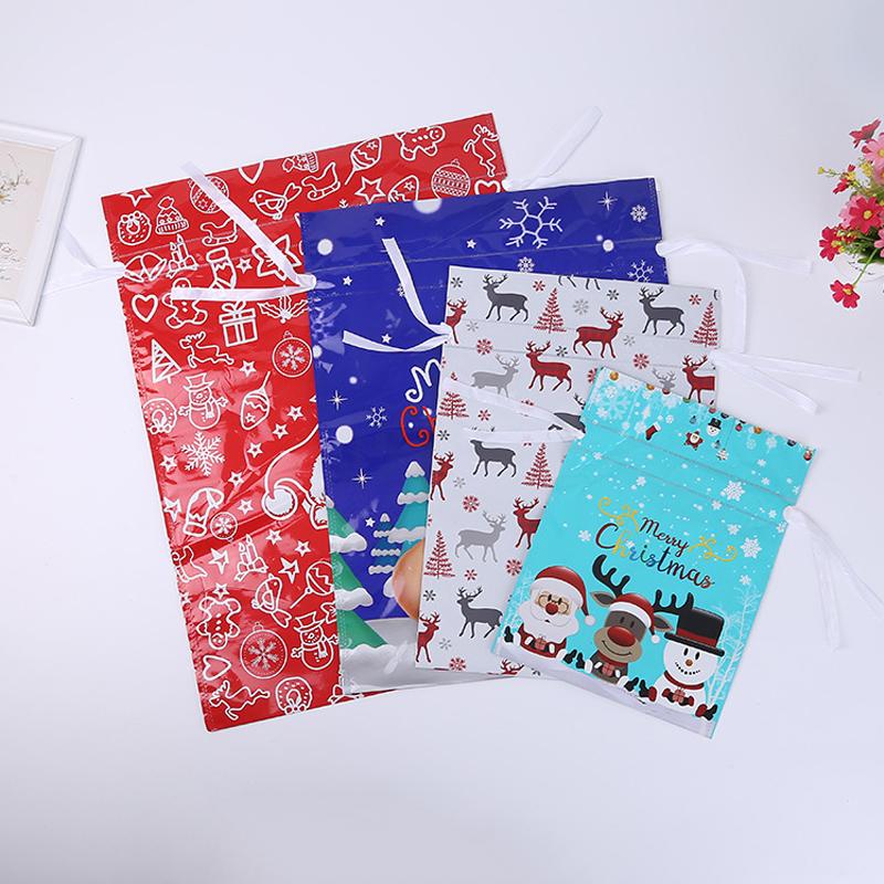 Weihnachtsgeschenktüten mit Kordelzug